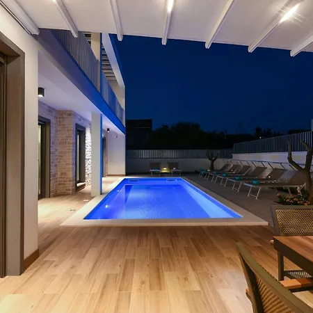 Pjaula * Zadar